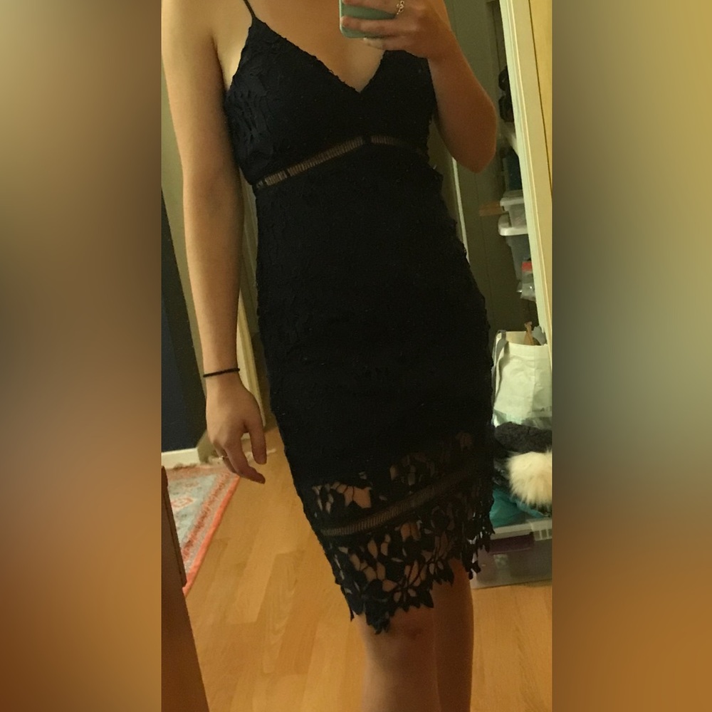 Astr Midnight Blue Lace Dress - Picture 4 of 9